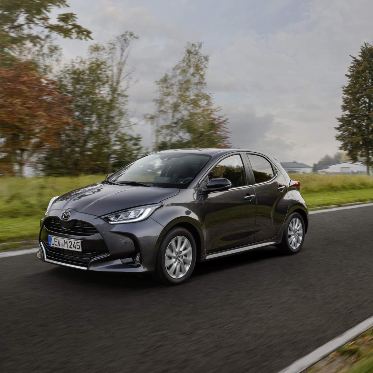 mazda2_hybrid_2022_act_1-header